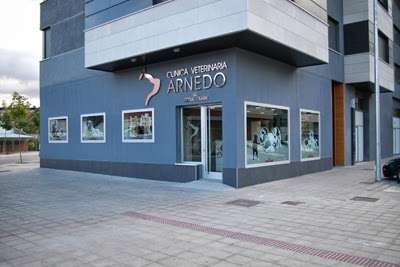 urgencia veterinaria.Clinica Veterinaria Arnedo Sociedad Limitada Profesional.Av. de la Cruz Roja, 1, 26580 Arnedo, La Rioja
